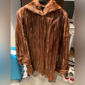 Genuine Mink fur coat fits women’s Large